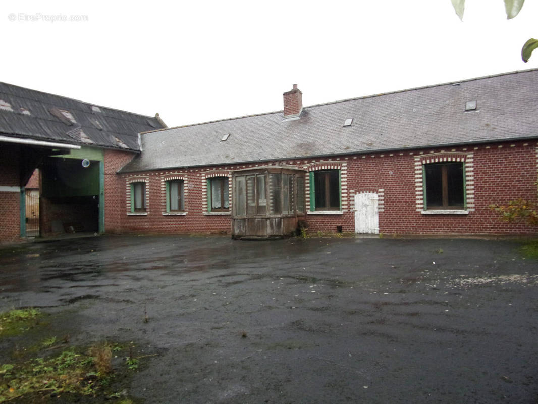 Maison à WARLOY-BAILLON