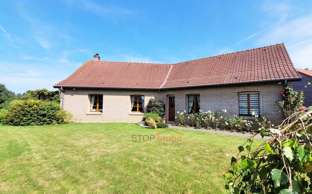 Maison à CAMPIGNEULLES-LES-GRANDES