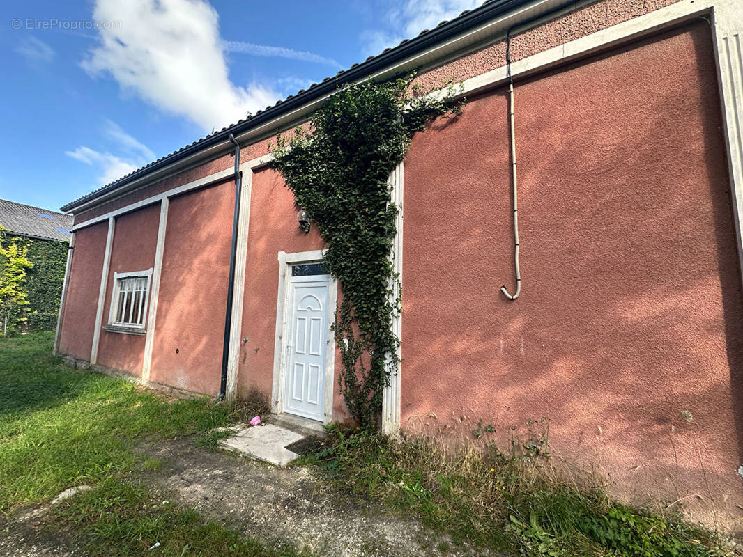 Appartement à MONTAIGU-DE-QUERCY