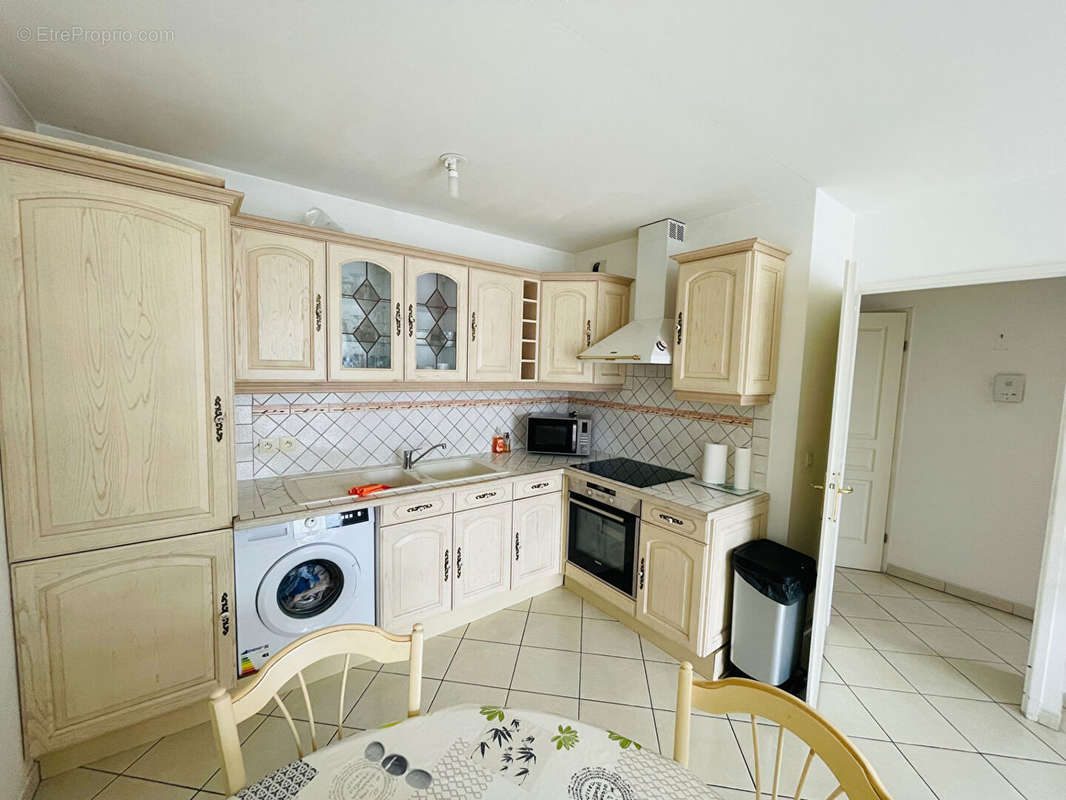 Appartement à SARTROUVILLE