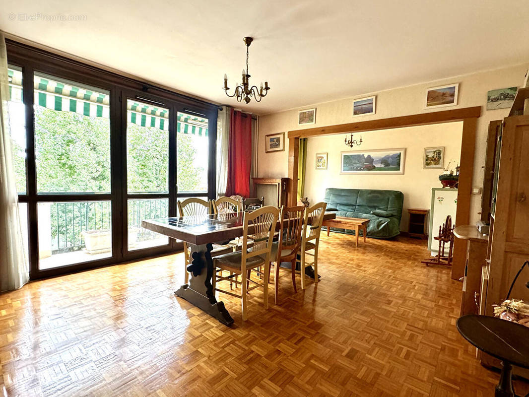 Appartement à VILLIERS-SUR-MARNE