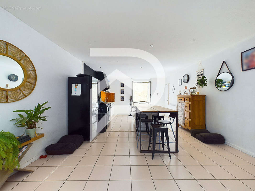 Appartement à TOURNON-SUR-RHONE