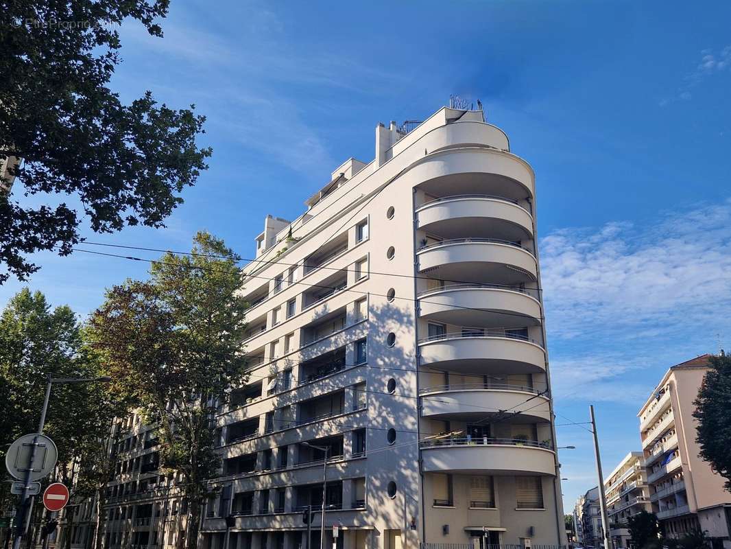 Appartement à LYON-6E