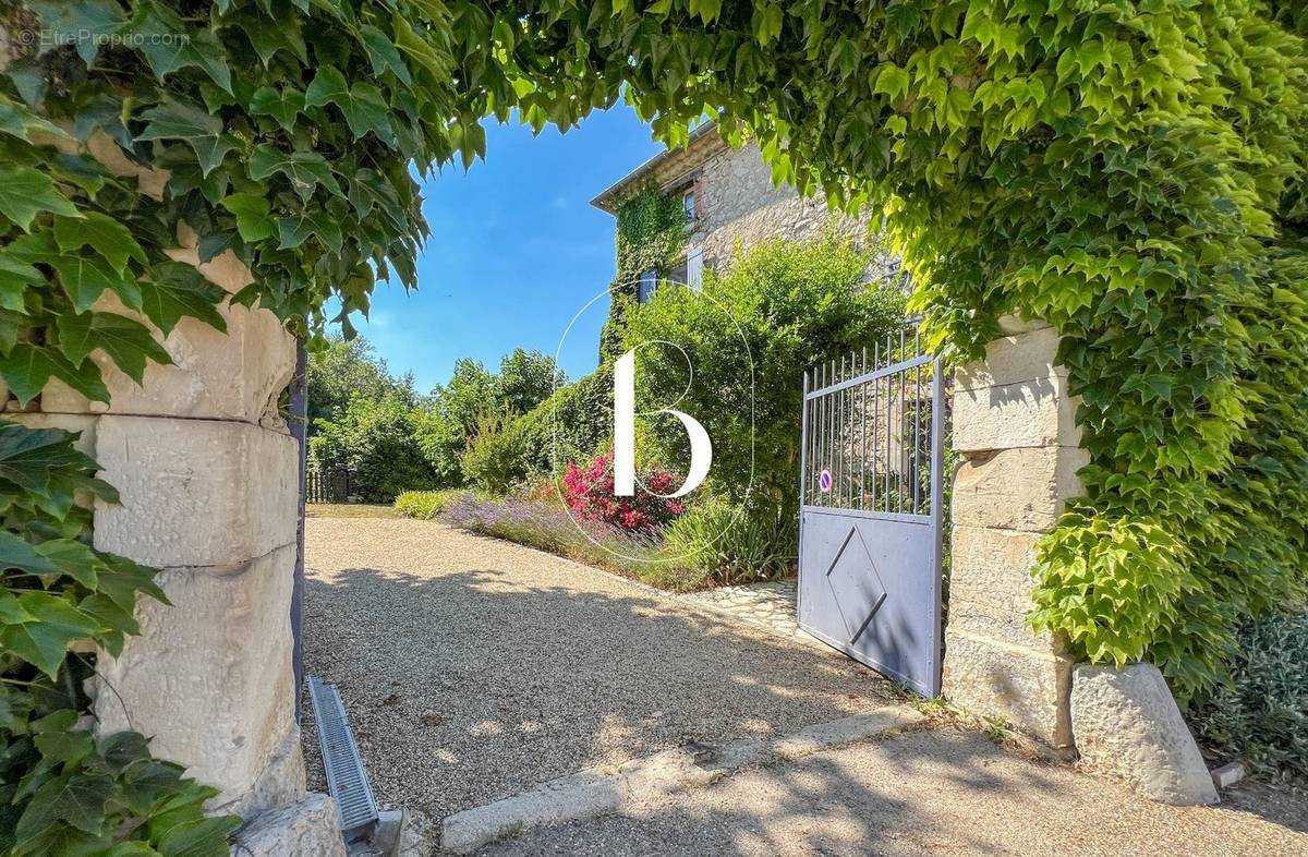 Maison à UZES