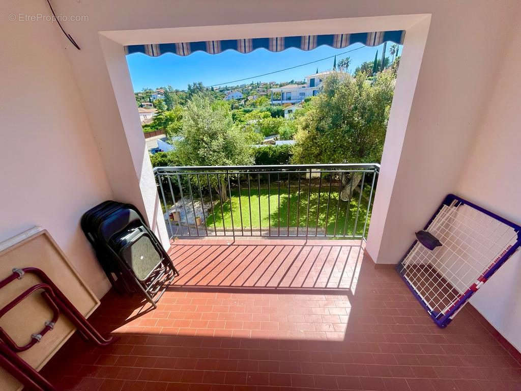 Appartement à FREJUS