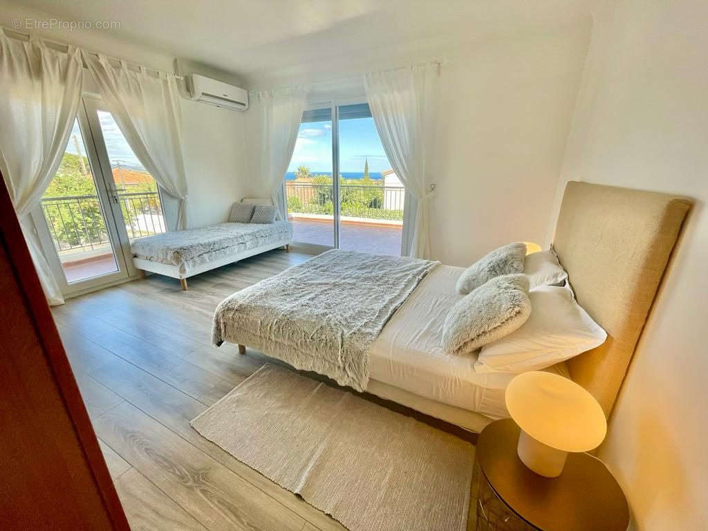 Appartement à FREJUS