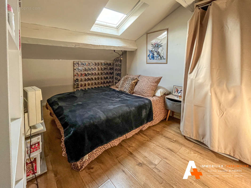 Appartement à MARSEILLE-2E