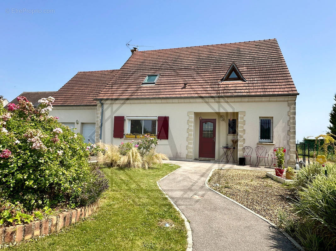 Maison à LE DELUGE