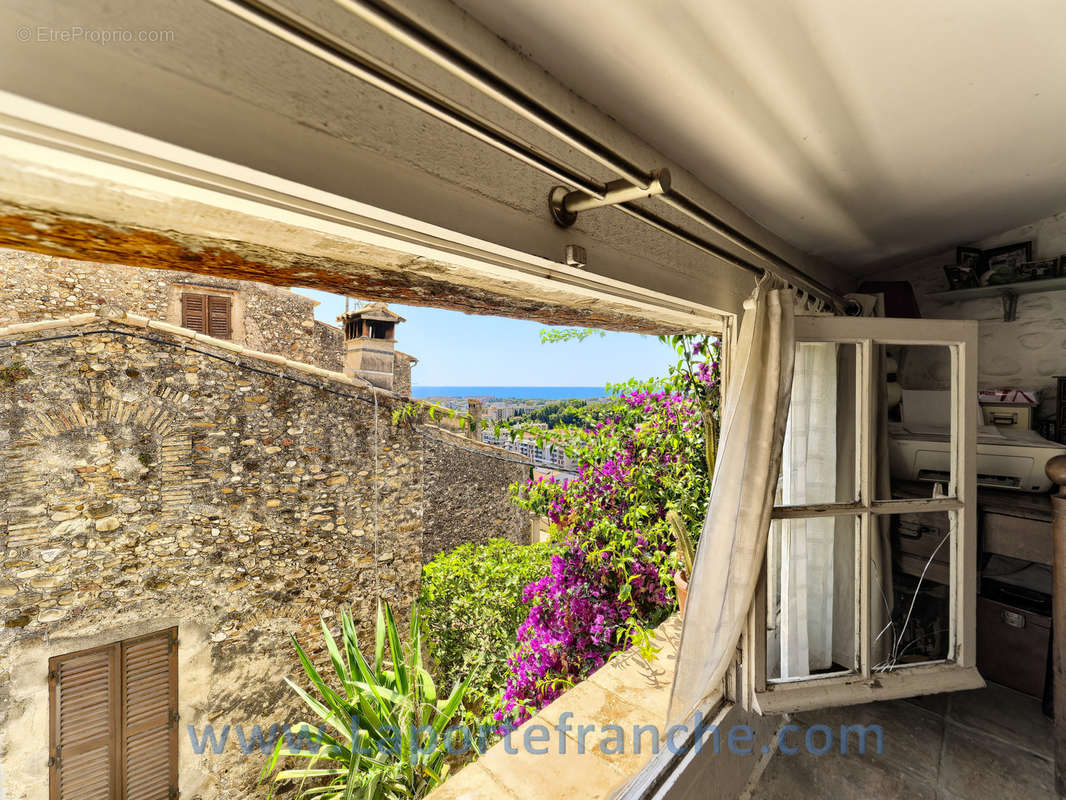 Maison à CAGNES-SUR-MER