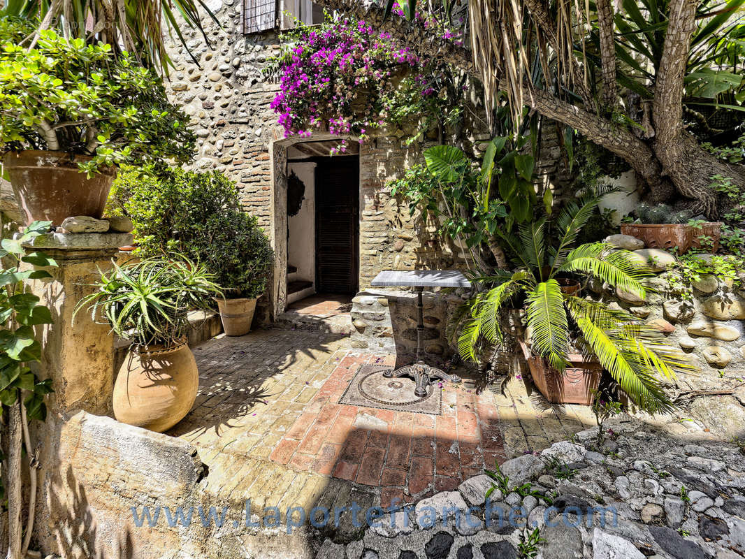 Maison à CAGNES-SUR-MER