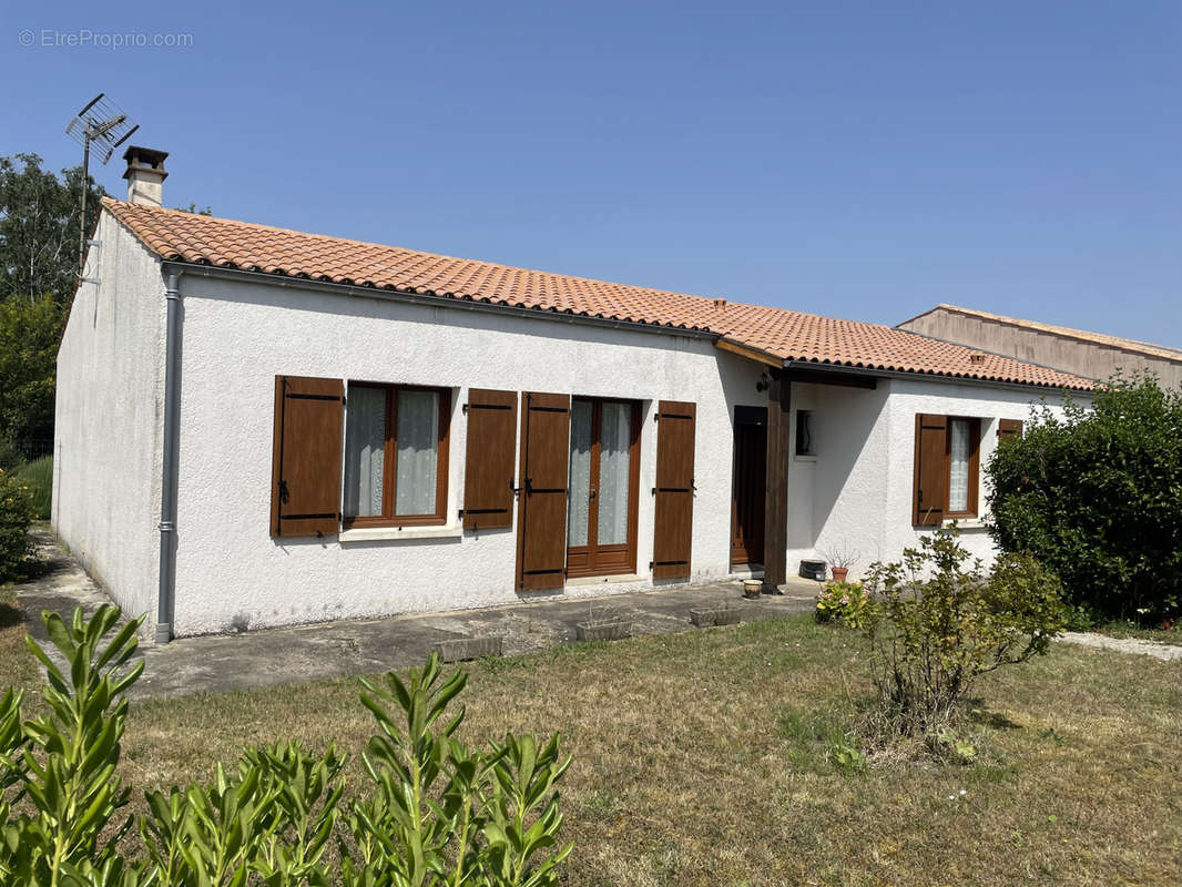 Maison à SAINT-CHRISTOPHE