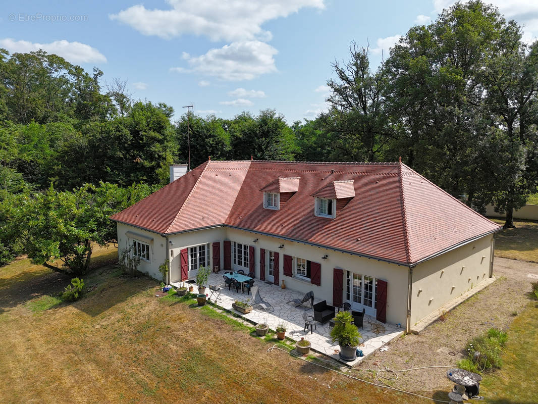 Maison à CHATELLERAULT