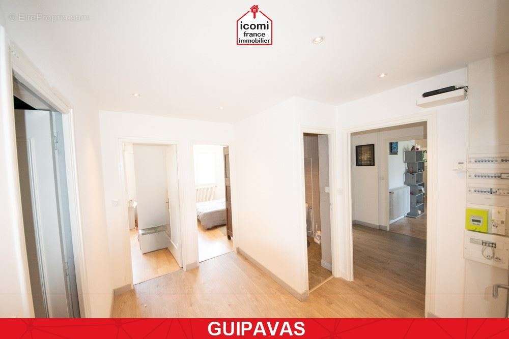 Appartement à GUIPAVAS