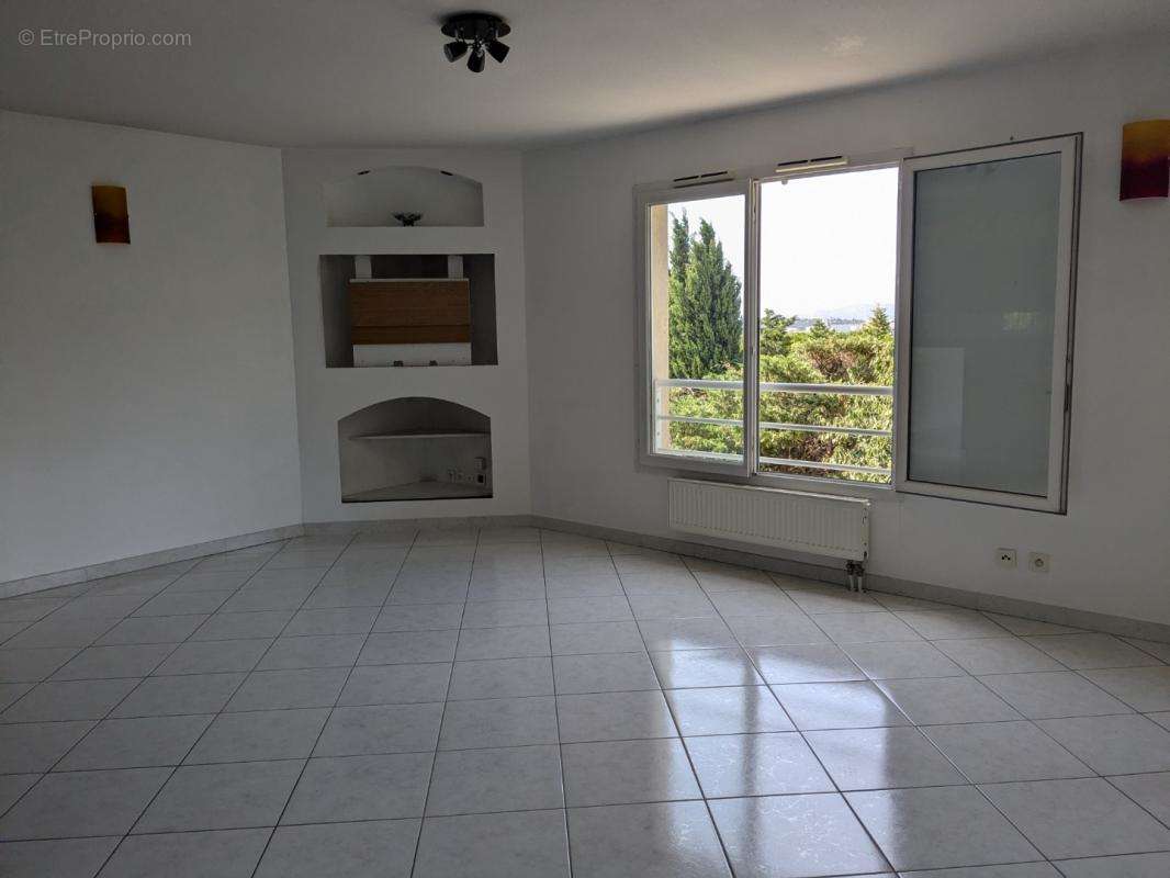 Appartement à MARSEILLE-13E