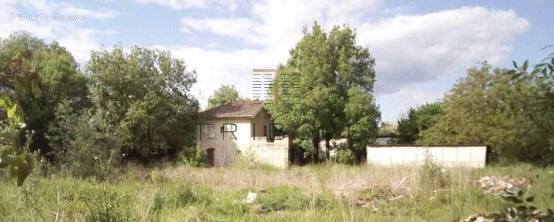 Maison à COLAYRAC-SAINT-CIRQ