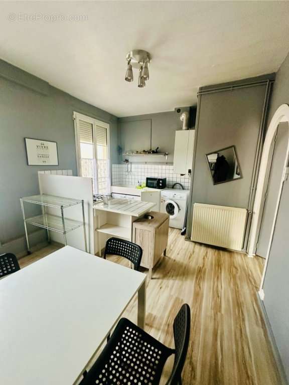 Appartement à SAINT-ETIENNE