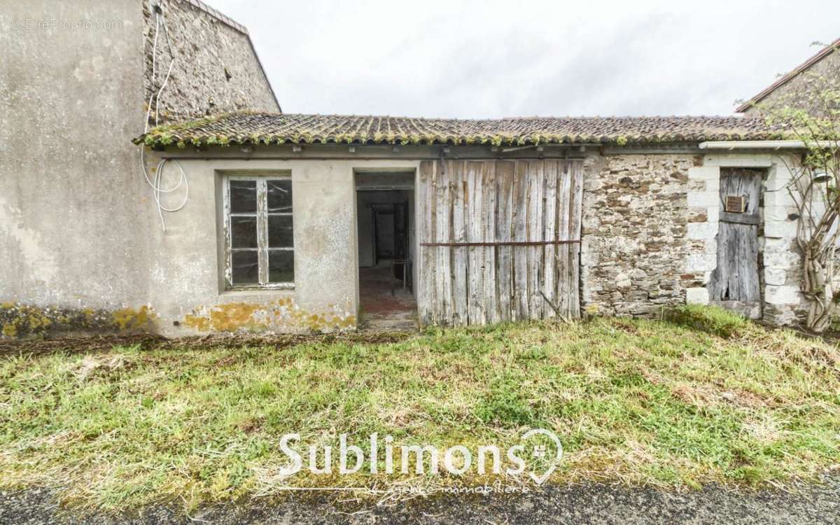 Maison à LE LOROUX-BOTTEREAU