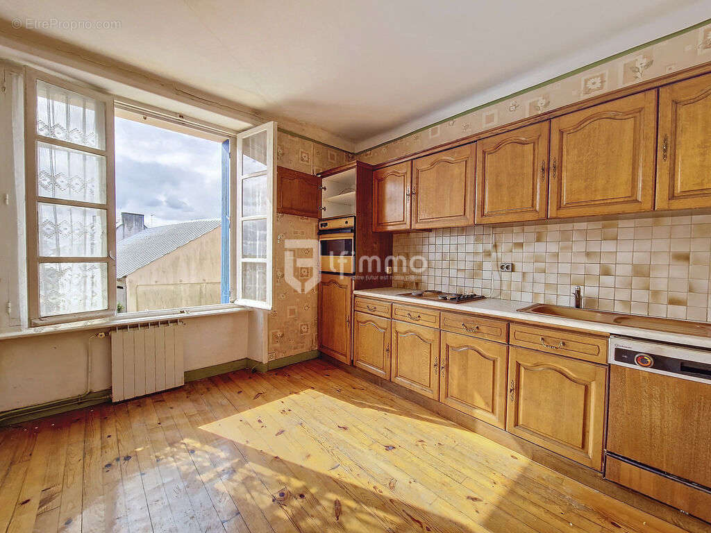 Appartement à CAST