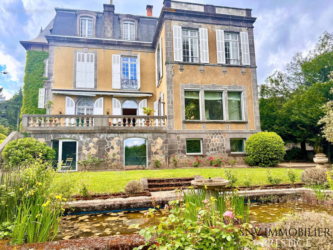 Maison à CLERMONT-FERRAND