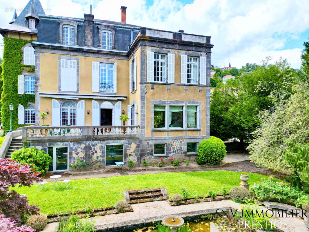 Maison à CLERMONT-FERRAND