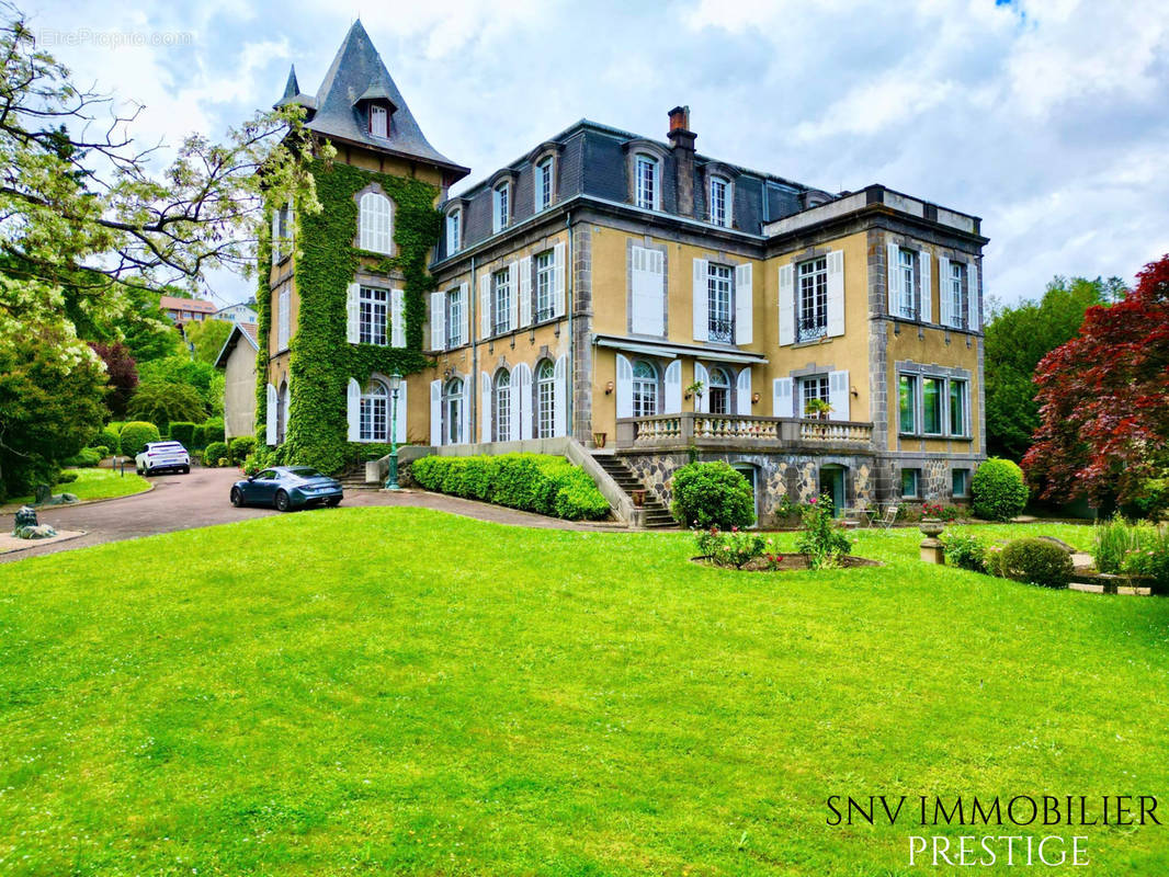 Maison à CLERMONT-FERRAND