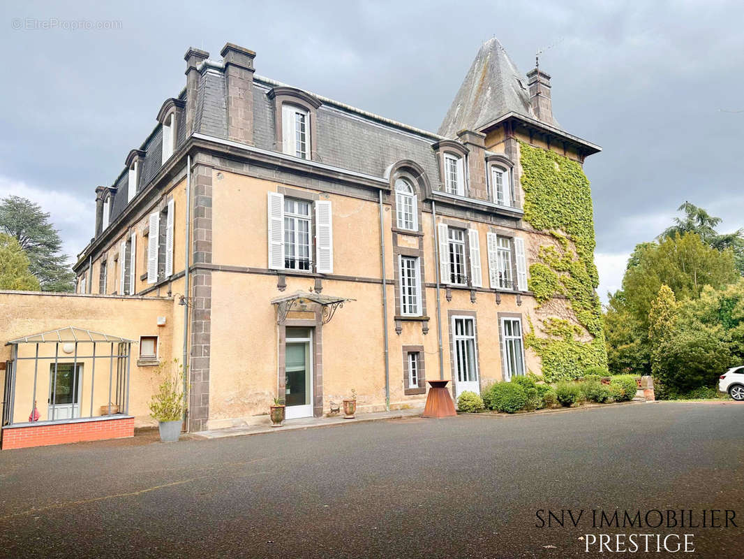 Maison à CLERMONT-FERRAND