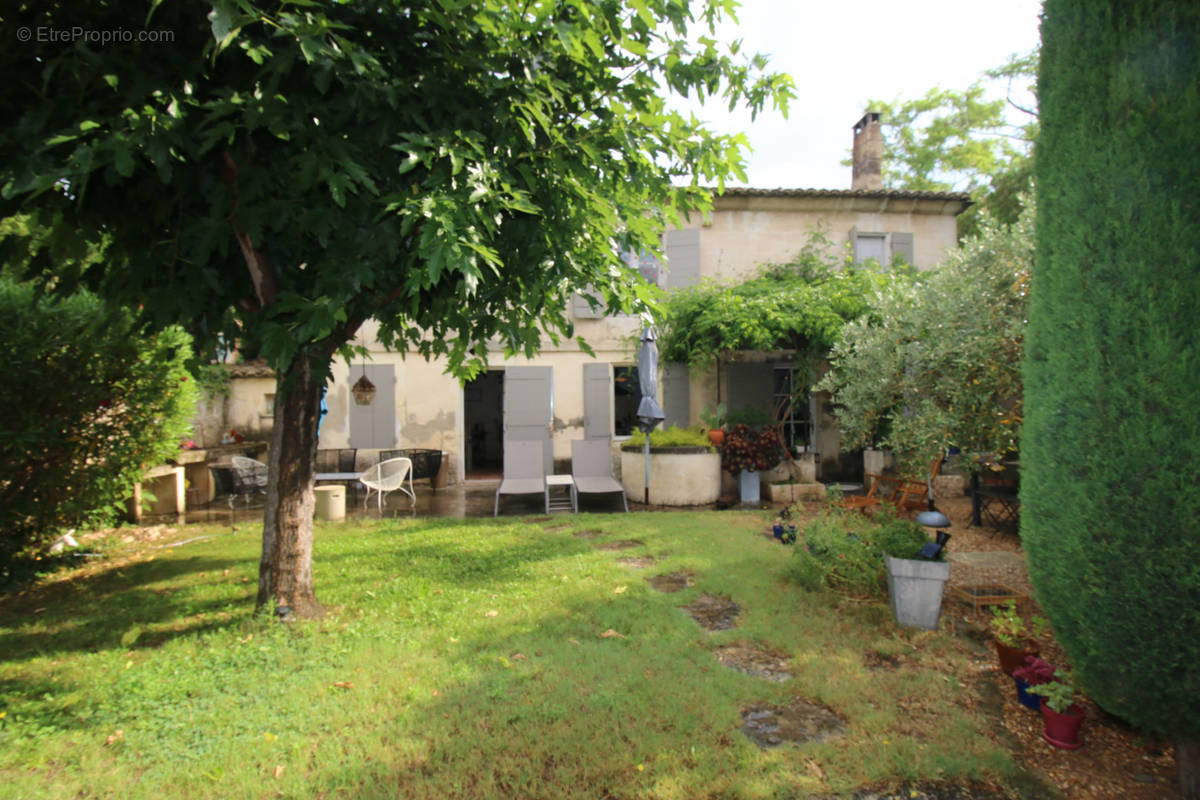 Maison à MAUSSANE-LES-ALPILLES