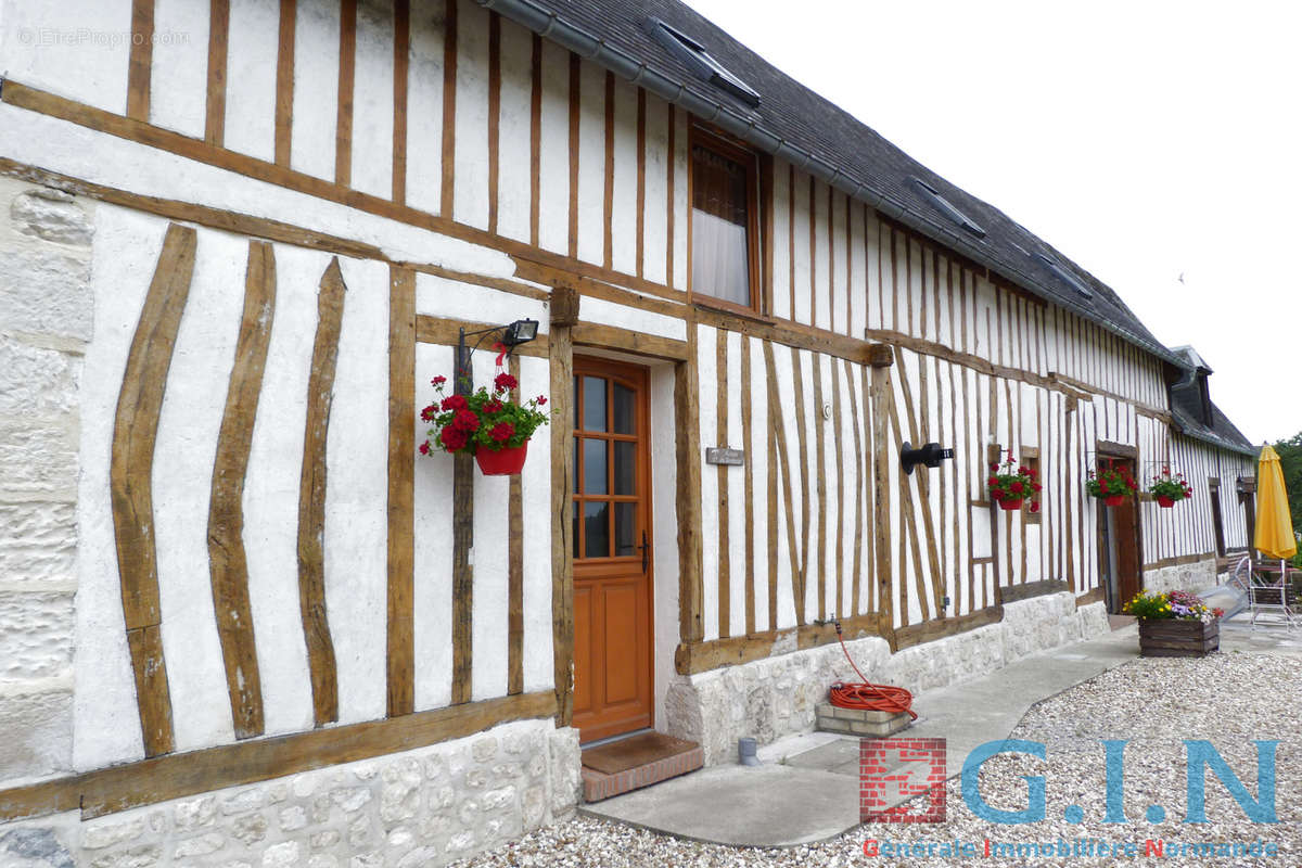 Maison à LA MAILLERAYE-SUR-SEINE