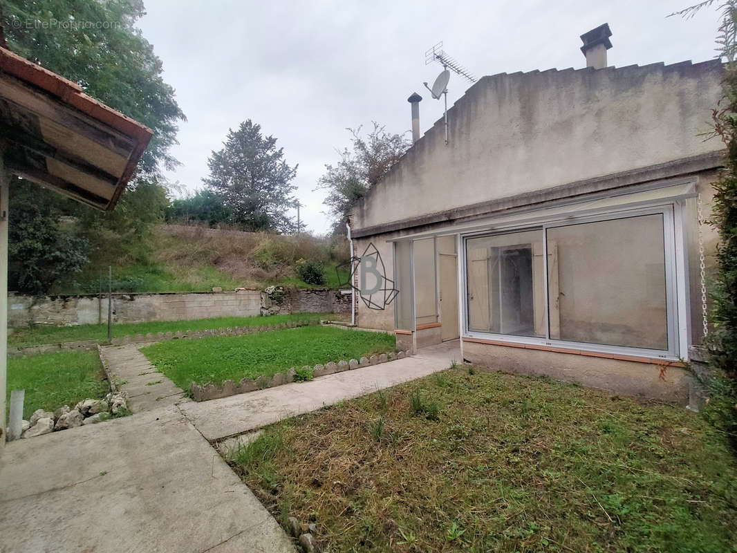 Maison à BLAYE-LES-MINES