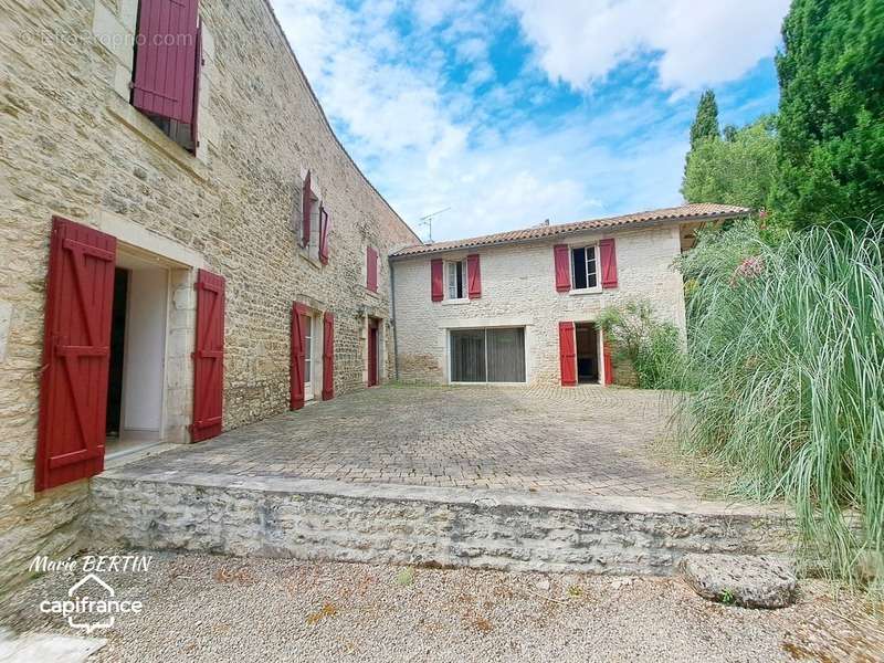 Maison à NIORT