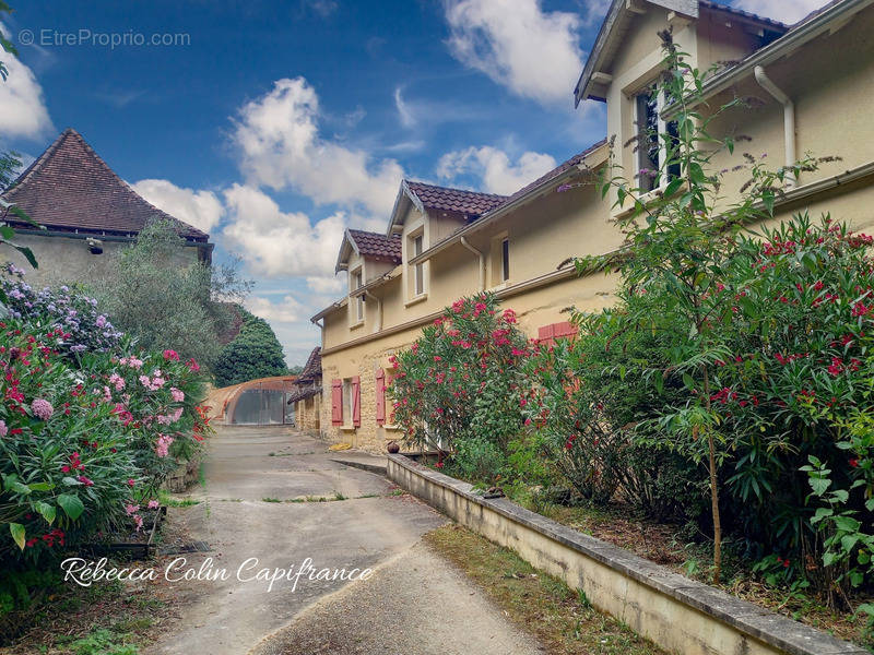 Maison à SAINT-RABIER