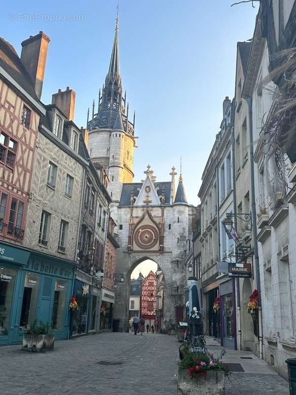 Commerce à AUXERRE