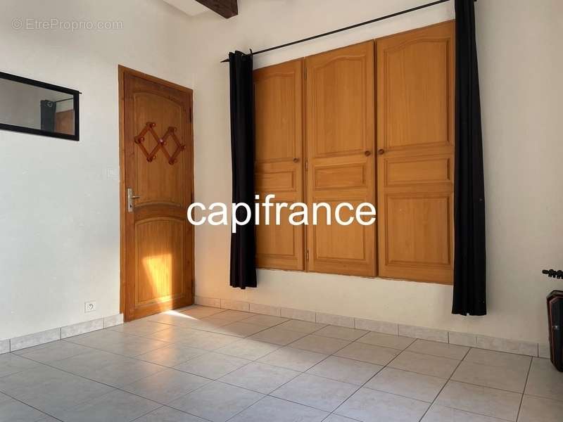 Appartement à SERGY