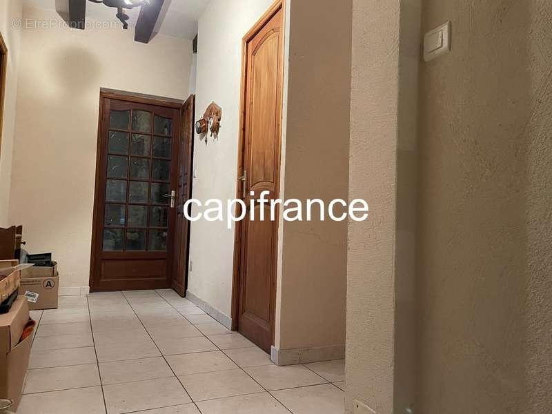 Appartement à SERGY