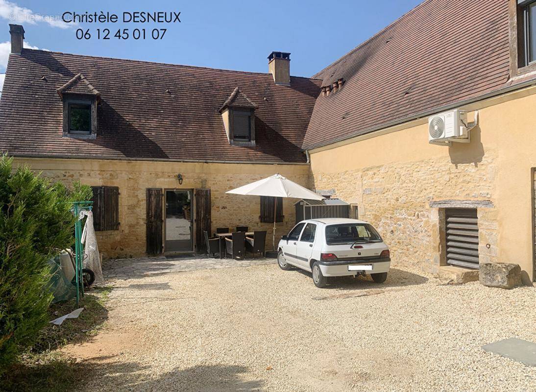 Maison à SARLAT-LA-CANEDA