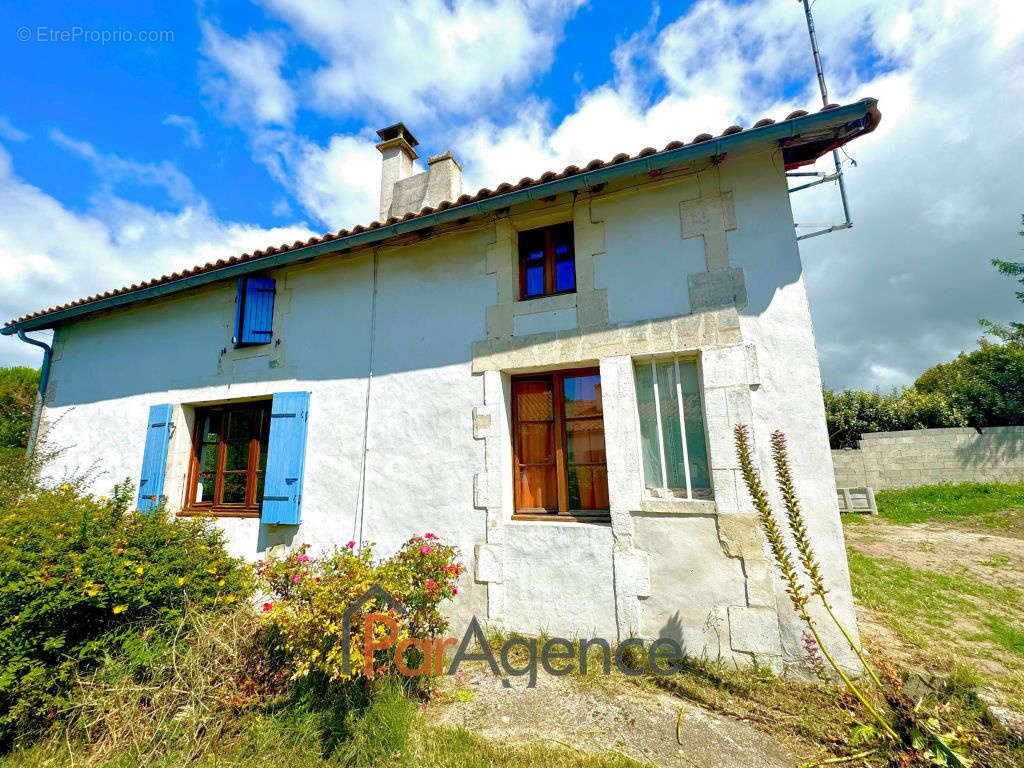 Maison à SAINT-PALAIS-SUR-MER