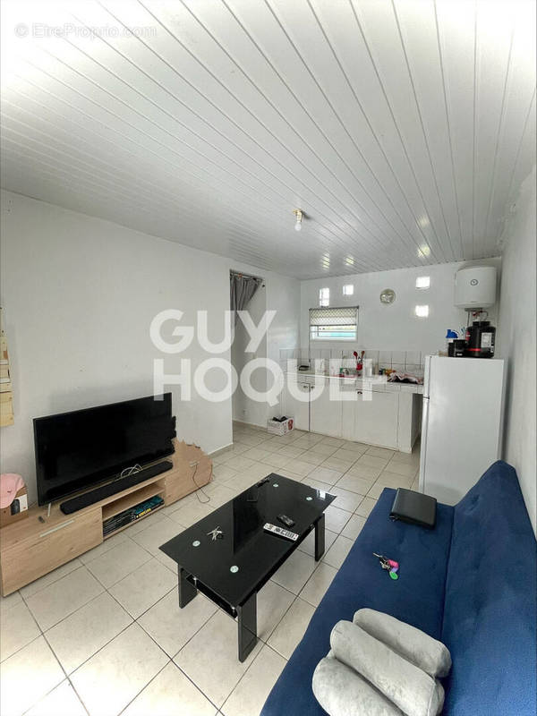 Appartement à REMIRE-MONTJOLY