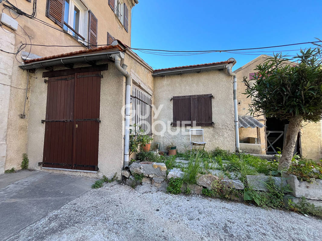 Appartement à VALLAURIS