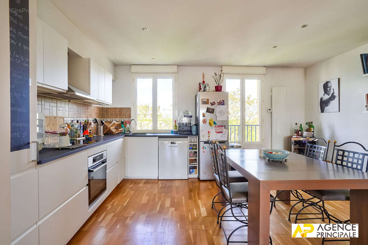 Appartement à MAISONS-LAFFITTE