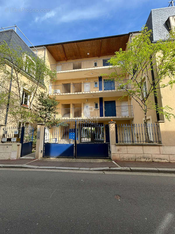 Appartement à MAISONS-LAFFITTE