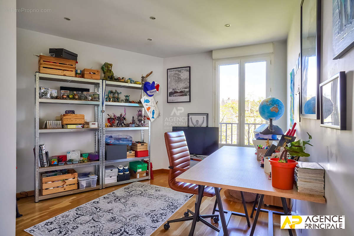 Appartement à MAISONS-LAFFITTE