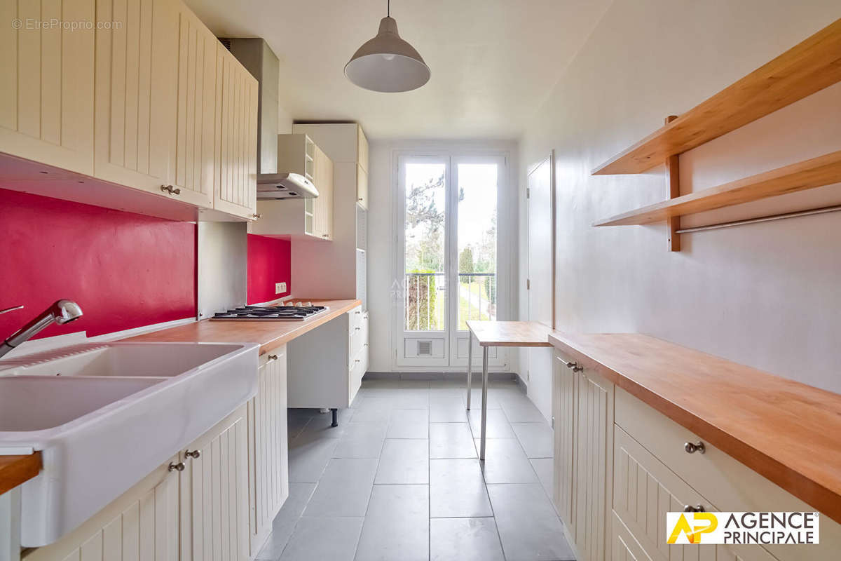 Appartement à MAISONS-LAFFITTE