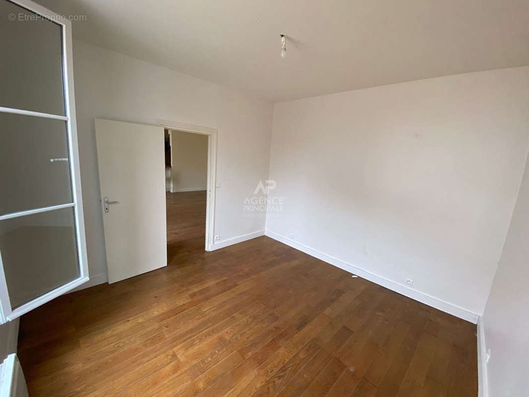 Appartement à MAISONS-LAFFITTE