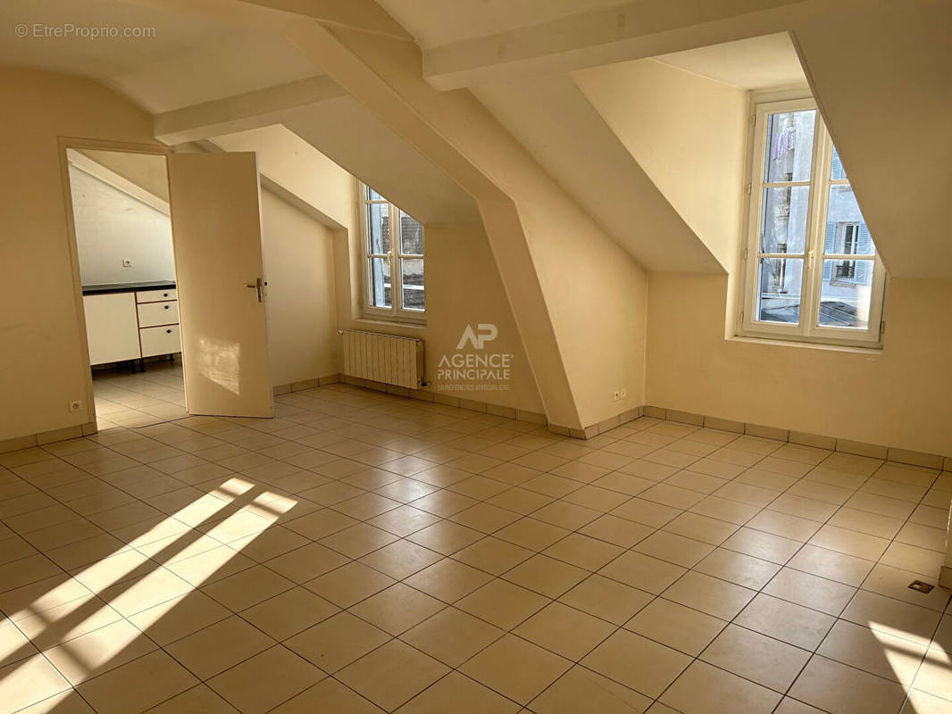 Appartement à MAISONS-LAFFITTE