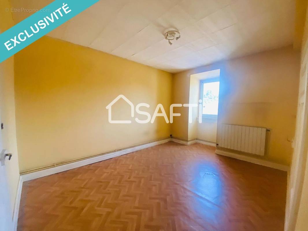 Photo 1 - Appartement à VITRY-SUR-ORNE