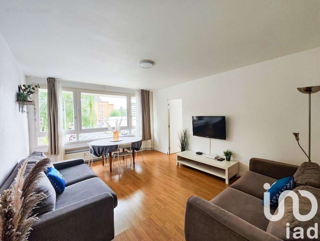 Photo 3 - Appartement à HEROUVILLE-SAINT-CLAIR