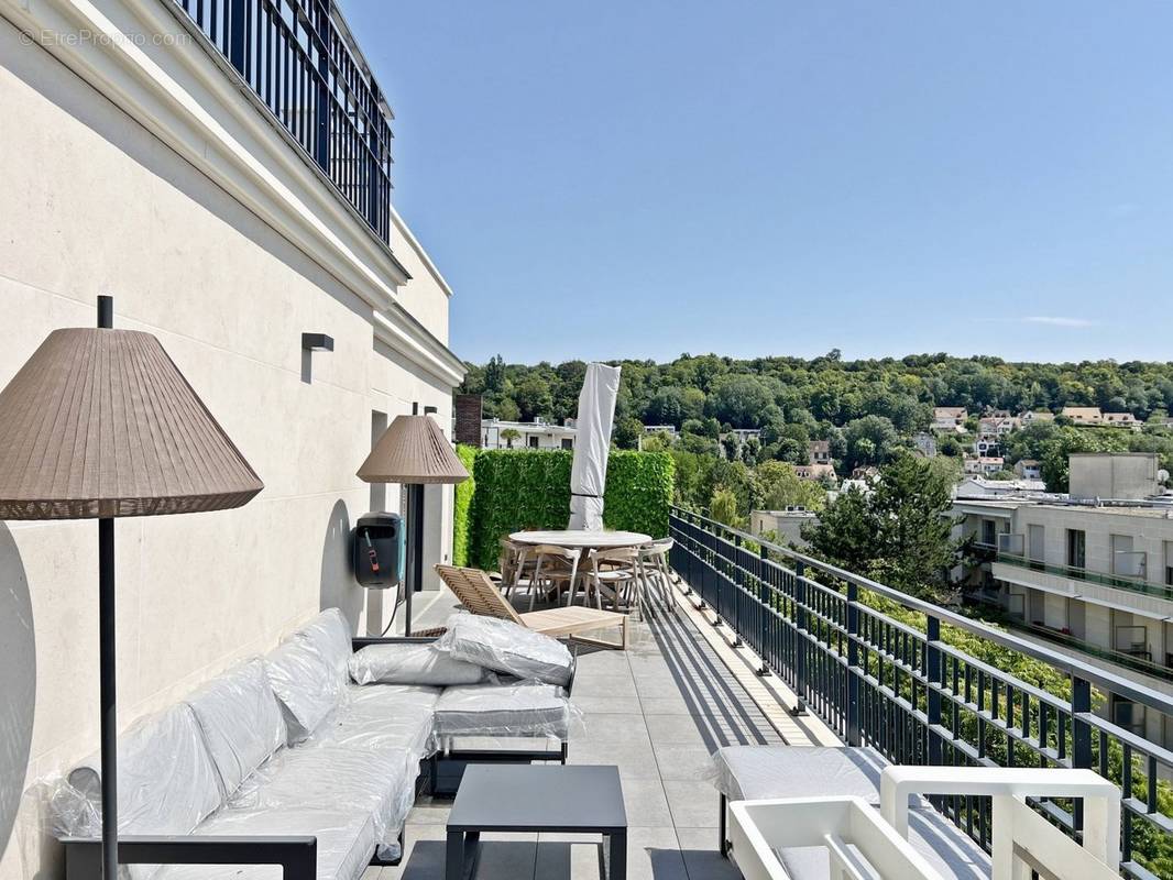 Appartement à SAINT-MAUR-DES-FOSSES