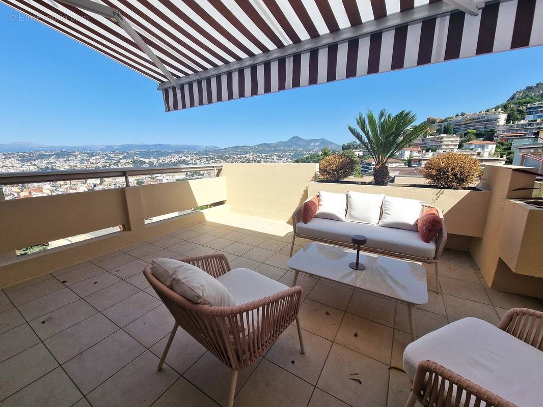 Appartement à NICE