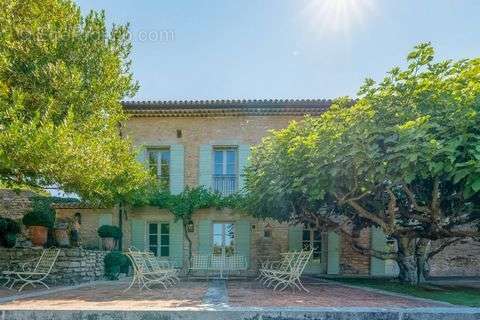 Maison à BONNIEUX