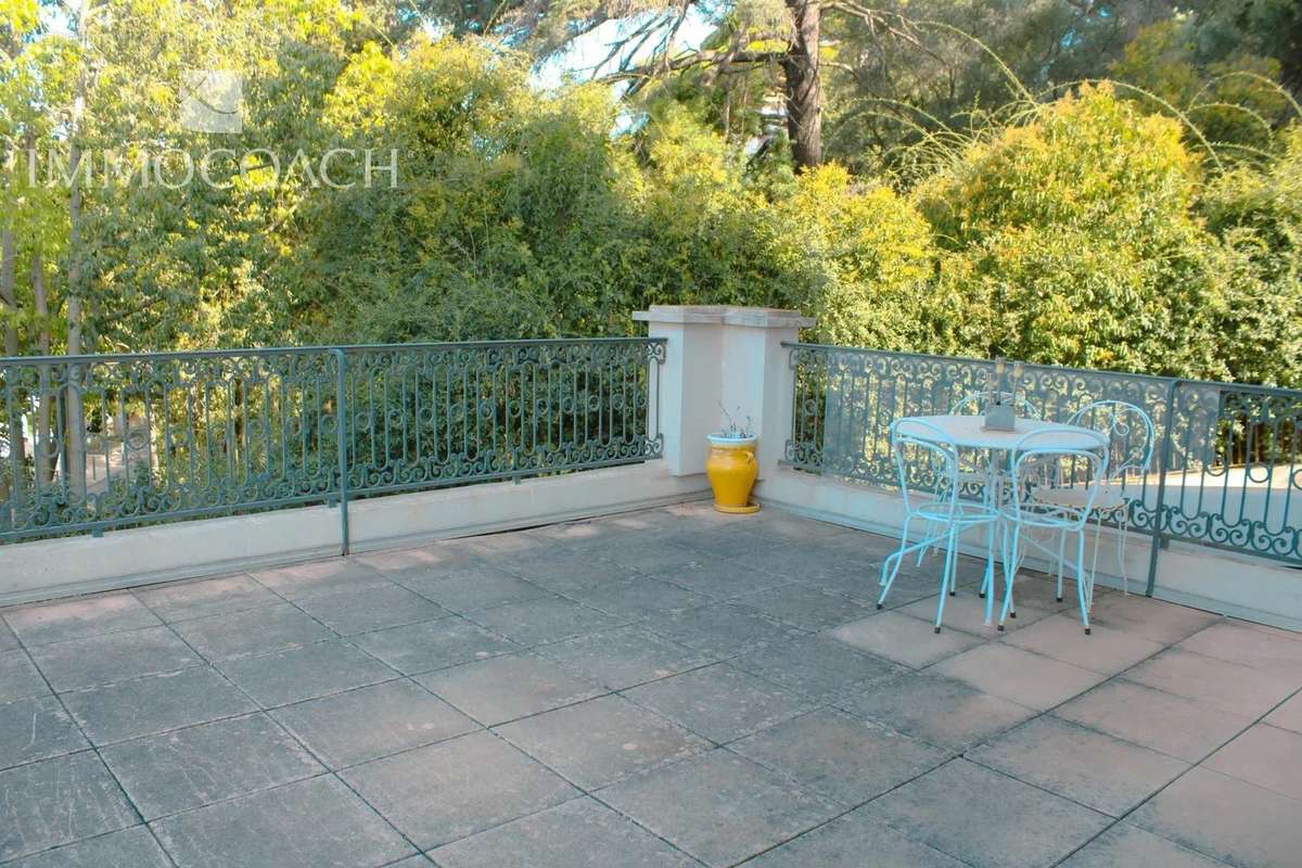 Appartement à HYERES